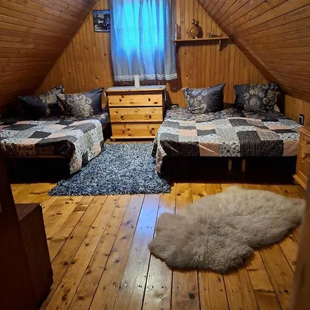 Vlkolinec شاليه